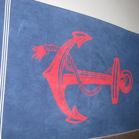 BEACH TOWEL - EXTRA LARGE - NEXT TO NEW - Picture 1 of 5